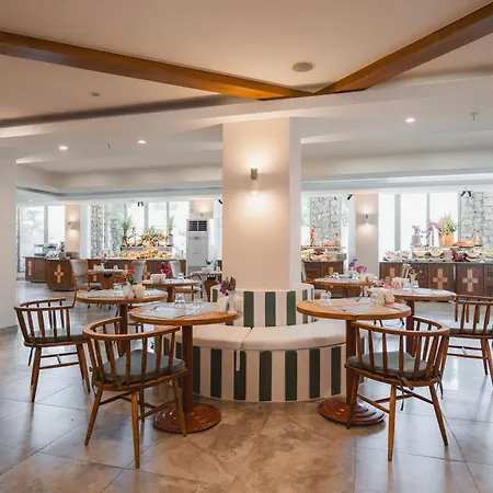 Marti La Perla - Adult Only+16