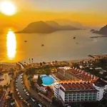 Marti La Perla - Adult Only+16 Resort