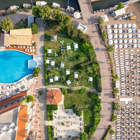 Marti La Perla - Adult Only+16 Курортный комплекс 4*