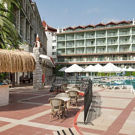 Marti La Perla - Adult Only+16