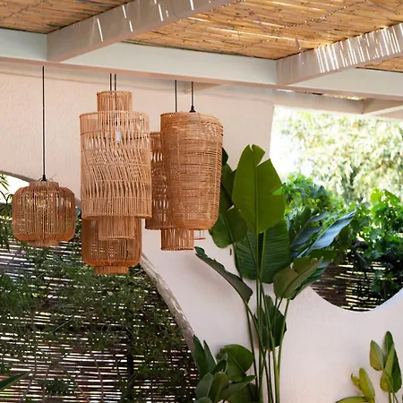 Marti La Perla - Adult Only+16 4*