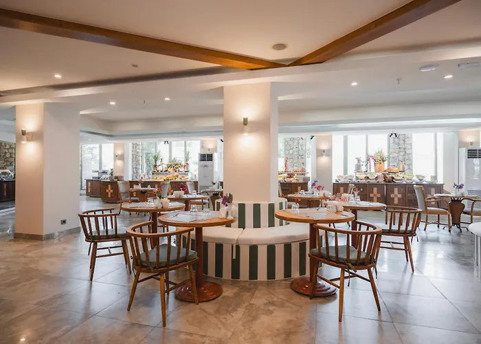 Marti La Perla - Adult Only+16